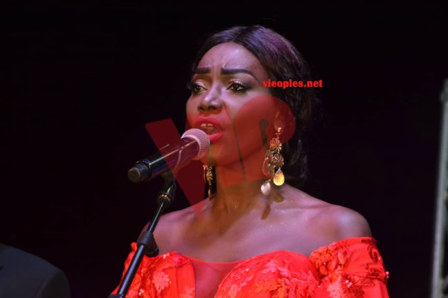 En images, la diva Coumba Gawlo assure un spectacle inédit à la Résidence de l'ambassade de la France à Dakar. En images, la diva Coumba Gawlo assure un spectacle inédit à la Résidence de l'ambassade de la France à Dakar.