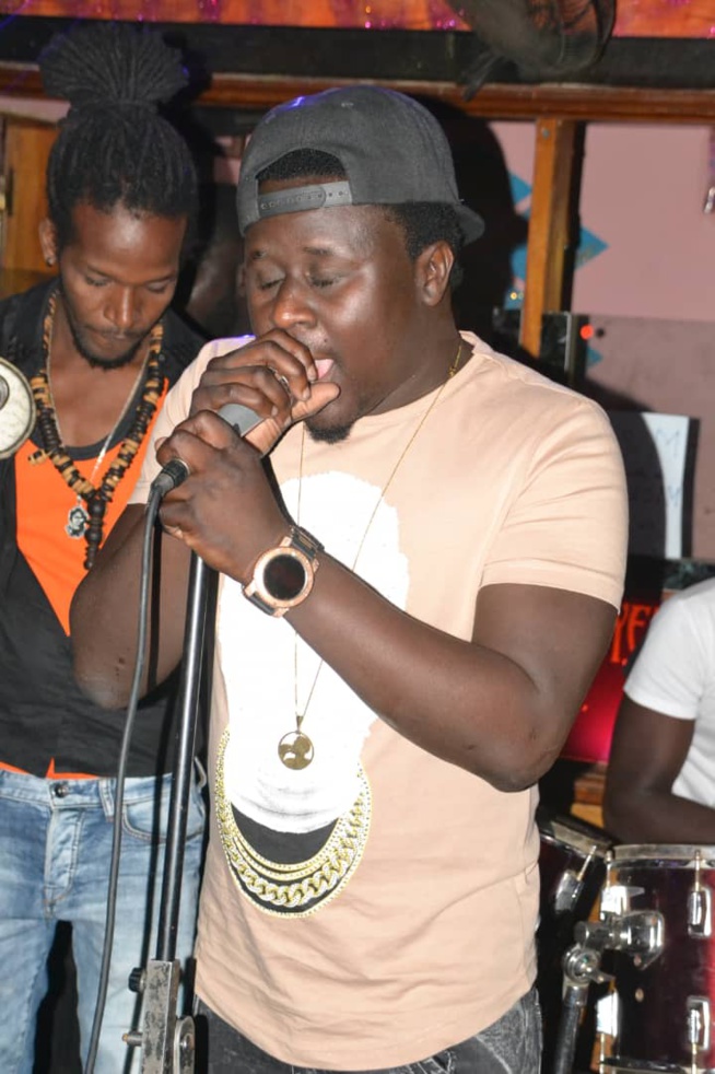 Lesimages de la soirée explosive de Baba Mbengue au club Gaindé. Lesimages de la soirée explosive de Baba Mbengue au club Gaindé.