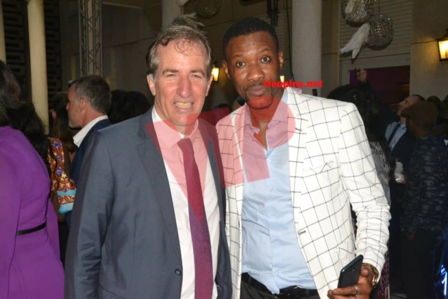 Le patron du site vipeoples, Tange Tandian et son épouse en compagnie de SEM Christophe Bigot ambassadeur de la France à la Féte de la Révolution Française.