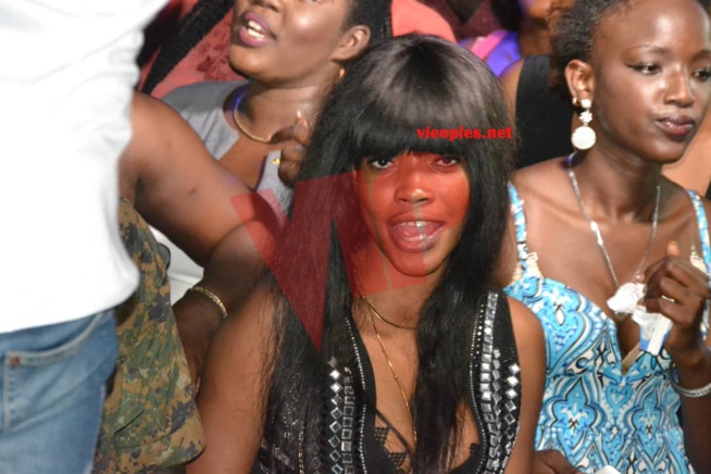 74 IMAGES: La jet-set Dakaroise à l'assaut du Saraba avec un Pape Diouf décisif pour le 13 octobre à Accor Hotel Arena Paris Bercy. 74 IMAGES: La jet-set Dakaroise à l'assaut du Saraba avec un Pape Diouf décisif pour le 13 octobre à Accor Hotel Arena Paris Bercy.