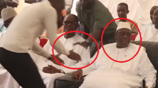 Dernière minute : Le militant qui s’était jeté sur Macky Sall arrêté et… Dernière minute : Le militant qui s’était jeté sur Macky Sall arrêté et…