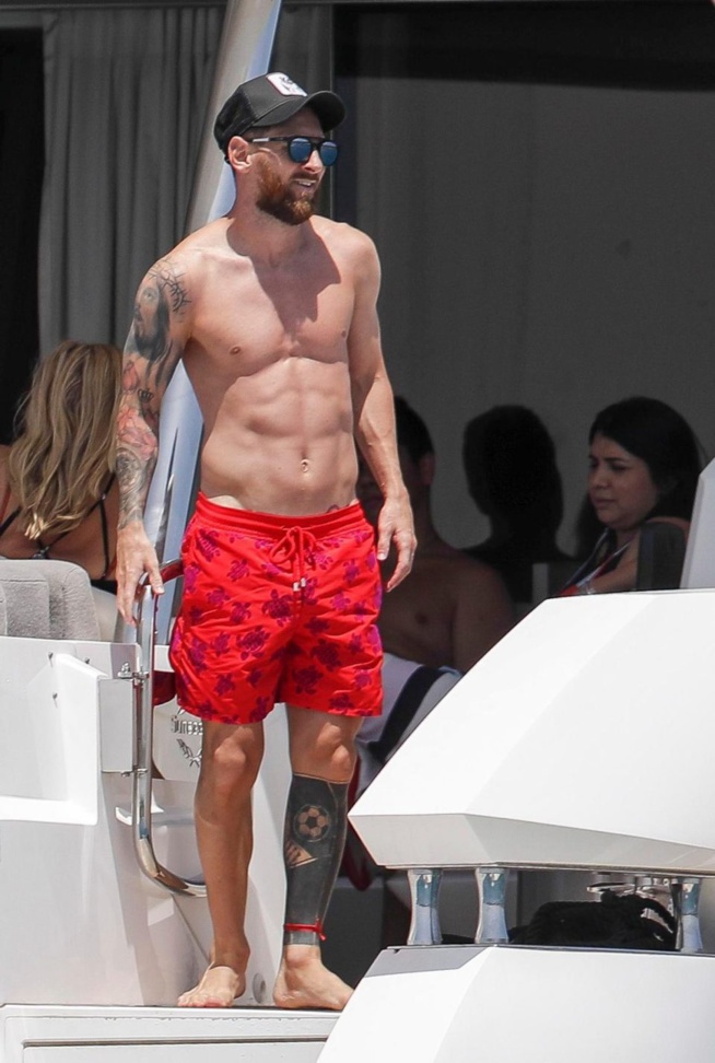 Lionel Messi en vacances avec sa pulpeuse épouse Antonella, torride en