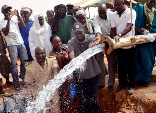 Al hamdoulilahi : L’eau coule vers Dakar Al hamdoulilahi : L’eau coule vers Dakar