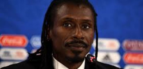 Football - Equipe nationale: La Fédération choisit de garder Aliou Cissé Football - Equipe nationale: La Fédération choisit de garder Aliou Cissé