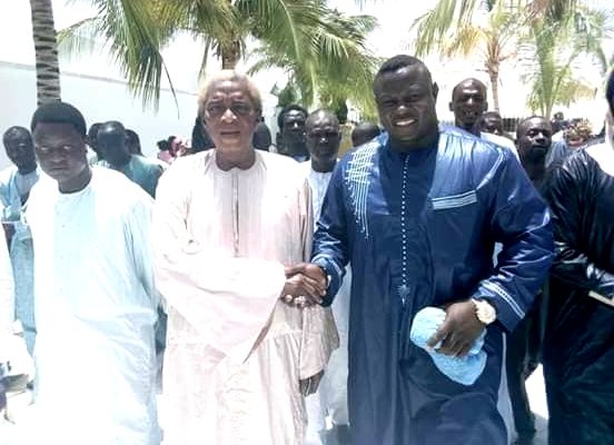 Touba : Bombardier reçu par Serigne Abdou Karim Mbacké Falilou