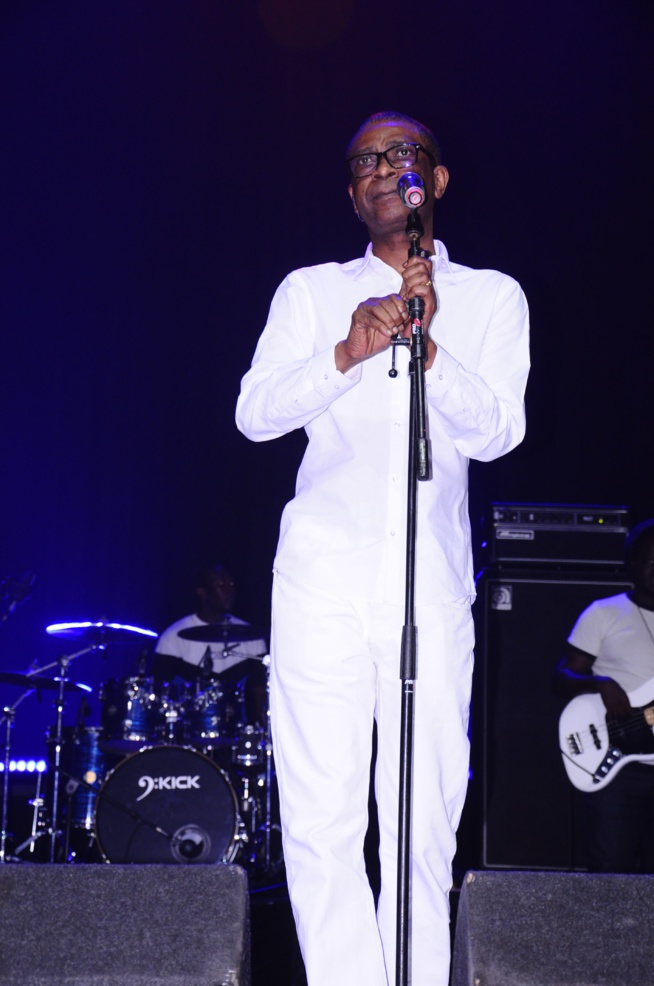 VIDEO: Youssou Ndour en direct avec Tange sur le Grand Bal de Bruxelles aprés le Portugal, Hollande , Marseille.