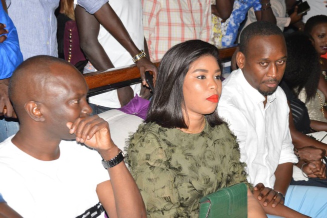 72 IMAGES WADIAL BERCY: Pape Diouf montre sa force de chauffer ses fans au Golden Night. 72 IMAGES WADIAL BERCY: Pape Diouf montre sa force de chauffer ses fans au Golden Night.