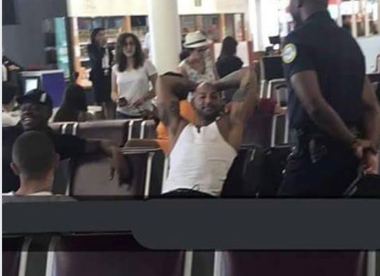 No comment: Booba après la bagarre avec Kaari, Air France a déposé une… No comment: Booba après la bagarre avec Kaari, Air France a déposé une…