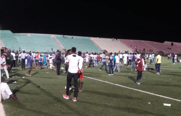 Graves incidents au stade Iba Mar diop : Un supporter dans un état critique