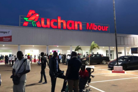 Lait "impropre à la consommation": le patron d'Auchan Mbour réclame 30 millions à un couple