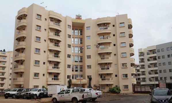 Ayant un enfant naturel avec un diplomate: Une jeune Sénégalaise fait un scandale dans une Ambassade de la place Ayant un enfant naturel avec un diplomate: Une jeune Sénégalaise fait un scandale dans une Ambassade de la place
