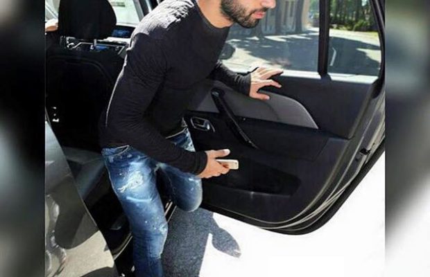Mohamed Salah surpris avec son… dans sa voiture, Liverpool appelle la police