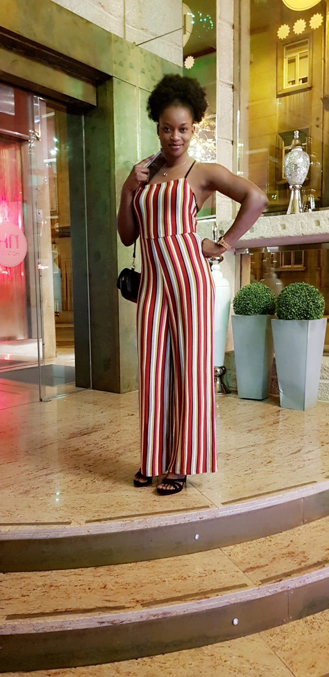 La Diva, Maria la Sénégalaise la plus influente dans le milieu de la jet-sett Espagnol croque la vie à 100% La Diva, Maria la Sénégalaise la plus influente dans le milieu de la jet-sett Espagnol croque la vie à 100%