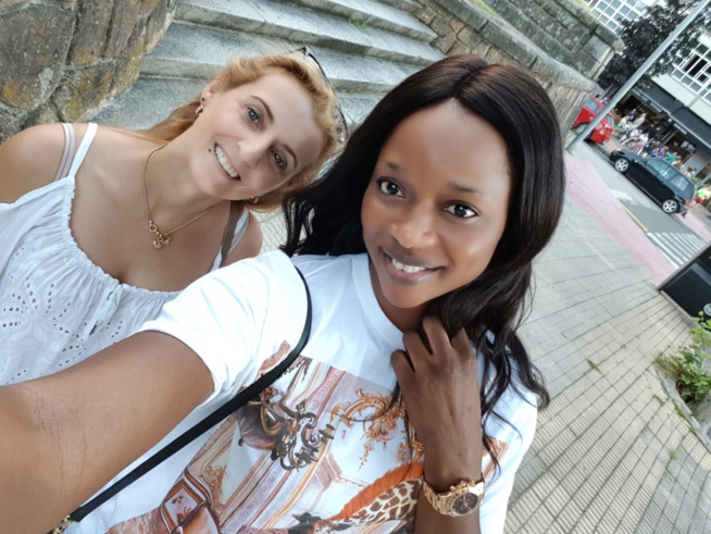 La Diva, Maria la Sénégalaise la plus influente dans le milieu de la jet-sett Espagnol croque la vie à 100% La Diva, Maria la Sénégalaise la plus influente dans le milieu de la jet-sett Espagnol croque la vie à 100%