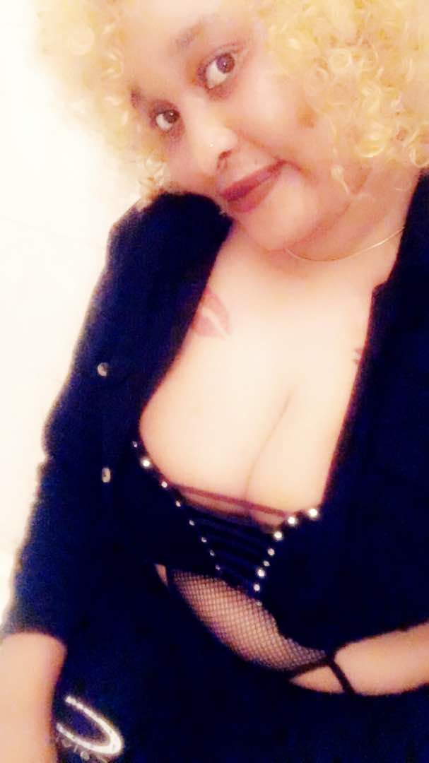 Quand Aichana Aidara croque la vie belle vie, elle ne se soucie de rien;