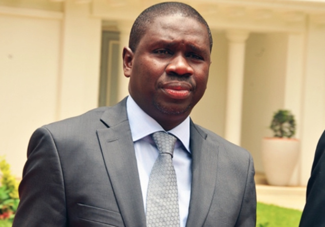 Me Oumar Youm : « des puissances étrangères financent les activités de certains politiciens » Me Oumar Youm : « des puissances étrangères financent les activités de certains politiciens »