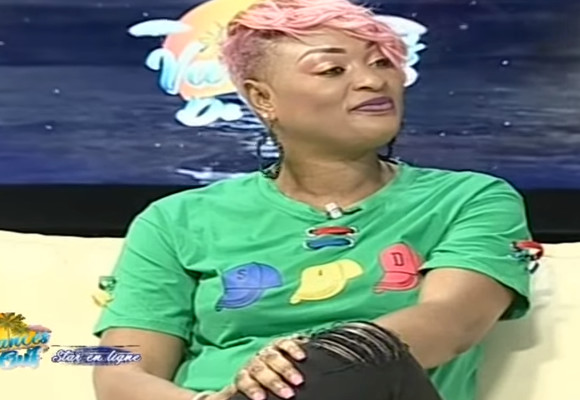 Découvrez le nouveau look de la chanteuse Titi, sévèrement critiquée pour son style …