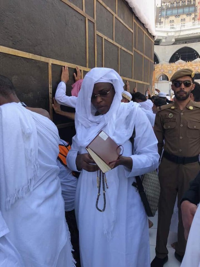 Hajj 2018 : Madame Marème Faye Sall, Première Dame du Sénégal toute heureuse