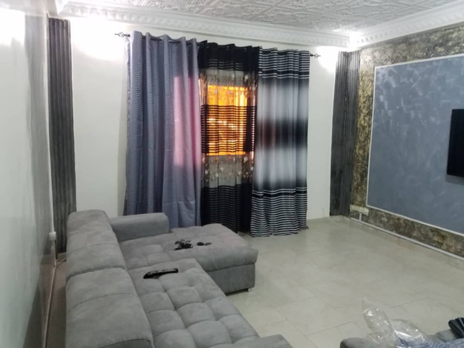 Louez votre appartement meublé calme et sécurisé à Ouest Foire: TEL 77 55676 87 Louez votre appartement meublé calme et sécurisé à Ouest Foire: TEL 77 55676 87