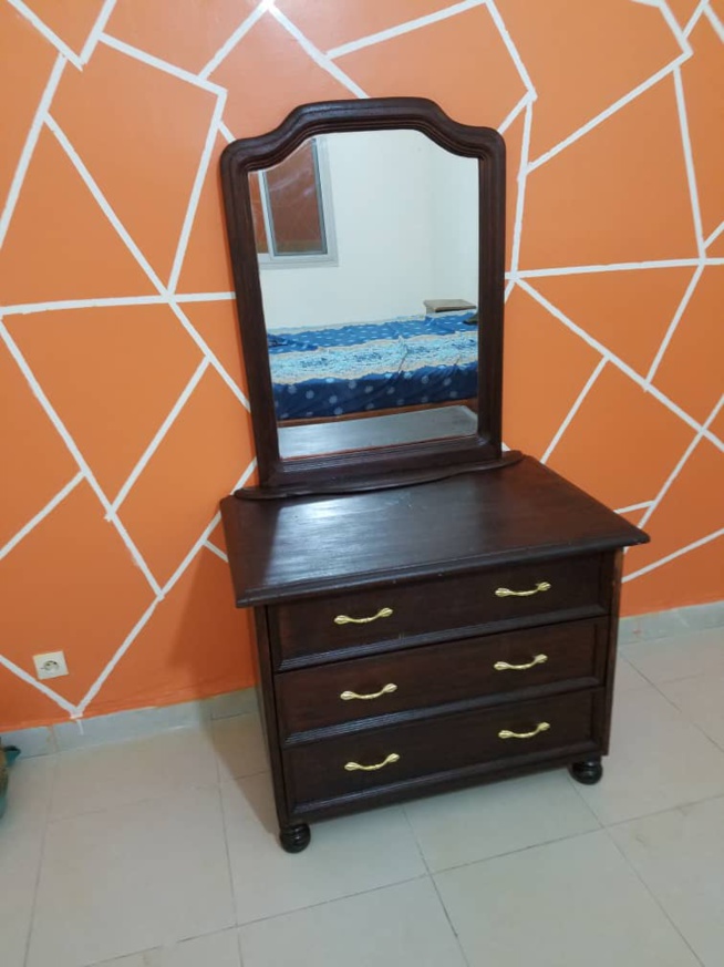 Louez votre appartement meublé calme et sécurisé à Ouest Foire: TEL 77 55676 87 Louez votre appartement meublé calme et sécurisé à Ouest Foire: TEL 77 55676 87