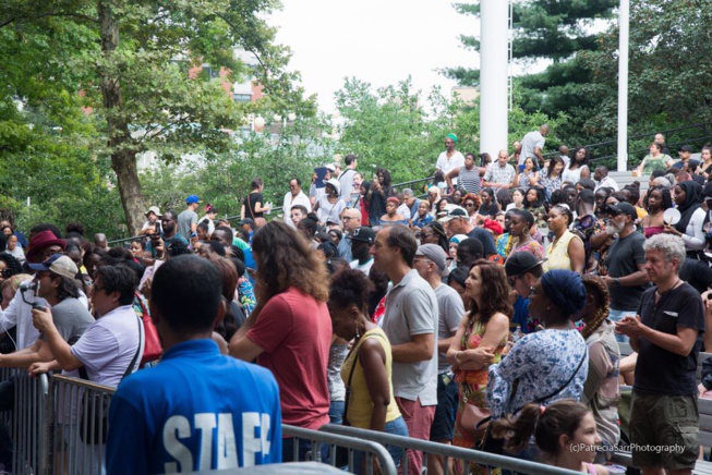 Quand le New African Production présente Pape Diouf au SUMMER STAGE de New York à la place Marcus Gravey. En images Quand le New African Production présente Pape Diouf au SUMMER STAGE de New York à la place Marcus Gravey. En images