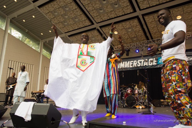 Quand le New African Production présente Pape Diouf au SUMMER STAGE de New York à la place Marcus Gravey. En images Quand le New African Production présente Pape Diouf au SUMMER STAGE de New York à la place Marcus Gravey. En images