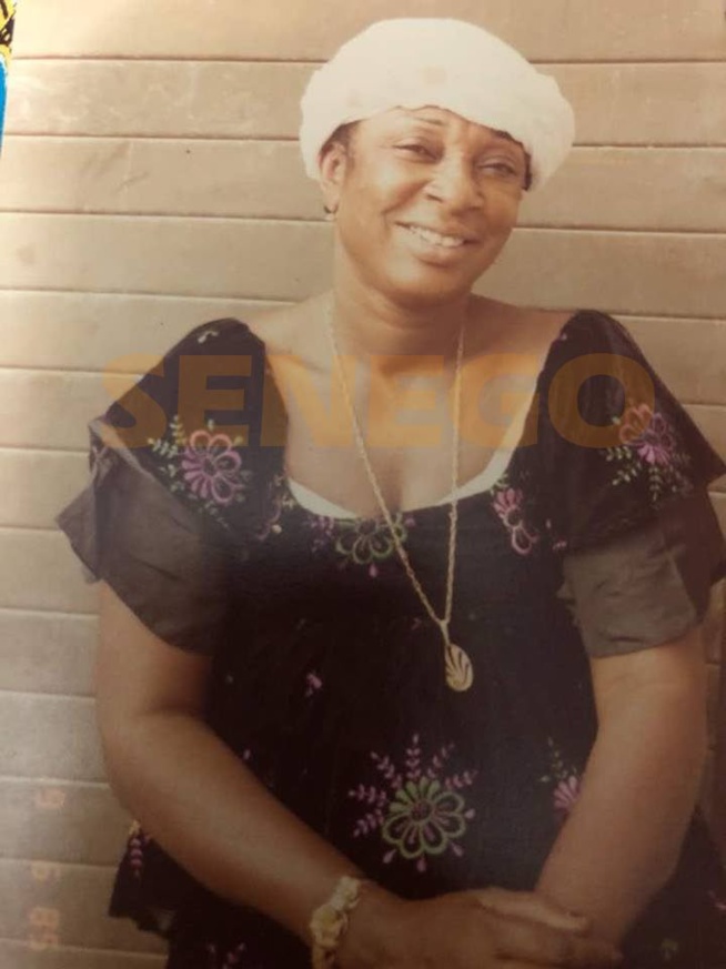 Découvrez la photo inédite de la mère de Youssou Ndour plus jeune Découvrez la photo inédite de la mère de Youssou Ndour plus jeune