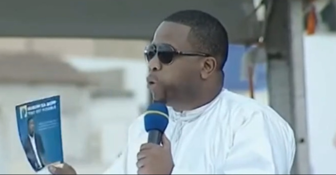 Scandale: Le Président Bougane,Gueum Sa Bopp ivre à mort, flirte avec … un HO ! Scandale: Le Président Bougane,Gueum Sa Bopp ivre à mort, flirte avec … un HO !