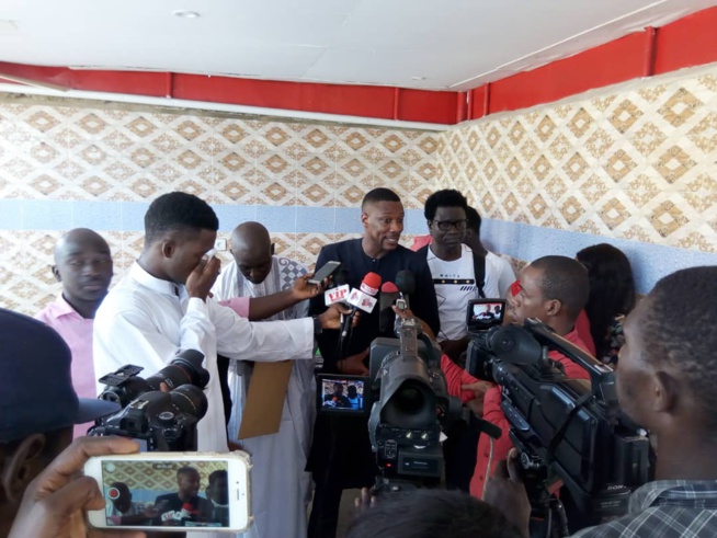 OMARTS face à la presse pour présenter le nouveau Directeur exécutif Mr TANGE TANDIAN. OMARTS face à la presse pour présenter le nouveau Directeur exécutif Mr TANGE TANDIAN.