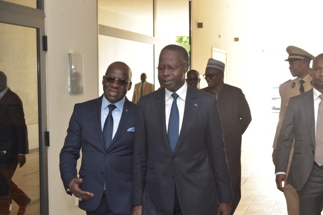 MEDS - le Premier Ministre Mahamad Bou A. Dione a présidé hier à l'hôtel Radisson Blu la 18eme session des Assises Economiques du MEDS. MEDS - le Premier Ministre Mahamad Bou A. Dione a présidé hier à l'hôtel Radisson Blu la 18eme session des Assises Economiques du MEDS.