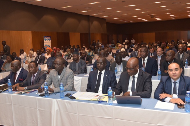 MEDS - le Premier Ministre Mahamad Bou A. Dione a présidé hier à l'hôtel Radisson Blu la 18eme session des Assises Economiques du MEDS.