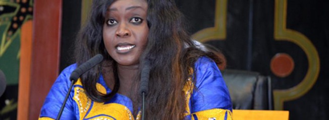 Vidéo: Fatou Thiam récidive ses attaques contre Sonko : »C’est un islamiste,son parti devait s’appelait Parti des islamistes ».