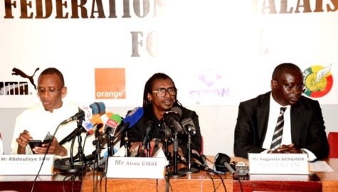 Et si Aliou Cissé et Augustin Senghor rasaient les murs, au lieu de continuer à nous pourrir l’air Et si Aliou Cissé et Augustin Senghor rasaient les murs, au lieu de continuer à nous pourrir l’air