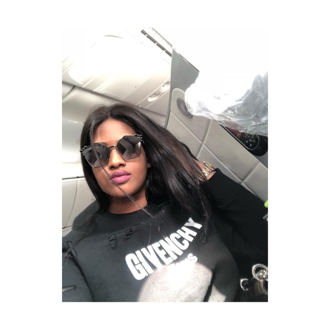 Koudedia, la plus belle du trio Sora. femme du milliardaire Mamadou Lah: Une femme très simple malgré sa richesse!!! Koudedia, la plus belle du trio Sora. femme du milliardaire Mamadou Lah: Une femme très simple malgré sa richesse!!!