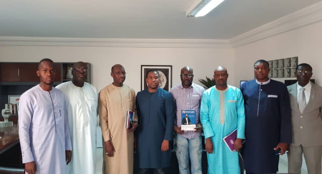 "GUEUM SABOPP" Mise en place d'unecellule de communication. "GUEUM SABOPP" Mise en place d'unecellule de communication.