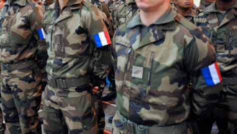 Bagarre dans une boite de nuit à Dakar: l'enquête fragilise la version des militaires français Bagarre dans une boite de nuit à Dakar: l'enquête fragilise la version des militaires français