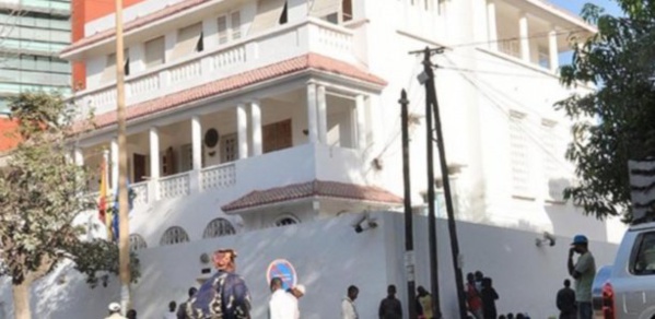 Ambassade du Soudan à Dakar : 8 Sénégalais licenciés, accusent la chancellerie d'esclavagisme Ambassade du Soudan à Dakar : 8 Sénégalais licenciés, accusent la chancellerie d'esclavagisme