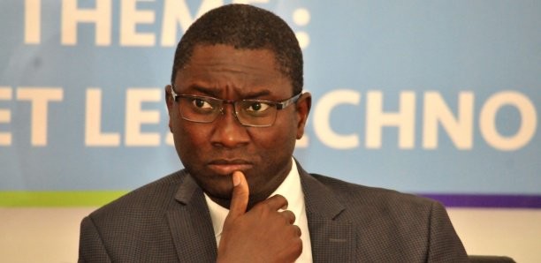 Révocation du médiateur de la République : le décret qui dément Ismaïla Madior Fall Révocation du médiateur de la République : le décret qui dément Ismaïla Madior Fall