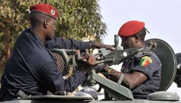 Dix mois sans percevoir leurs primes : les éléments du Gmi ont le moral dans les chaussettes à Ziguinchor Dix mois sans percevoir leurs primes : les éléments du Gmi ont le moral dans les chaussettes à Ziguinchor
