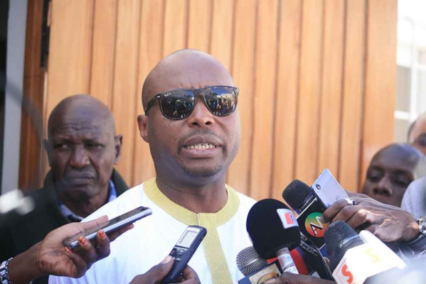 Barth promet l’enfer à Moussa Sy : il va siéger 15 jours aux Parcelles Assainies Barth promet l’enfer à Moussa Sy : il va siéger 15 jours aux Parcelles Assainies