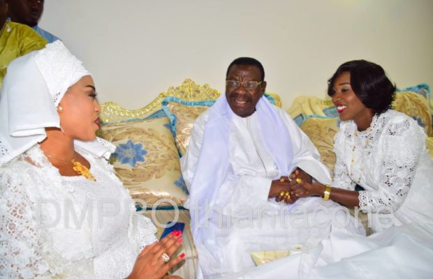 Magal 2018 : la somme faramineuse offerte à Cheikh Béthio par ses talibés Magal 2018 : la somme faramineuse offerte à Cheikh Béthio par ses talibés