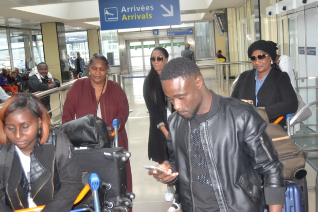 A 24 H du Bercy, Pape Diouf et ses invités attérient à ORLY SUD.