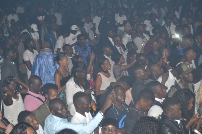 Les images du concert de Bercy avec Pape Diouf à Accor Hotel Aréna Paris Bercy le 13 octobre 2018. A vous de juger si il a réussit le pari de la mobilisation?