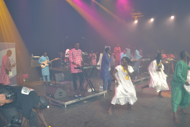 Les images du concert de Bercy avec Pape Diouf à Accor Hotel Aréna Paris Bercy le 13 octobre 2018. A vous de juger si il a réussit le pari de la mobilisation?