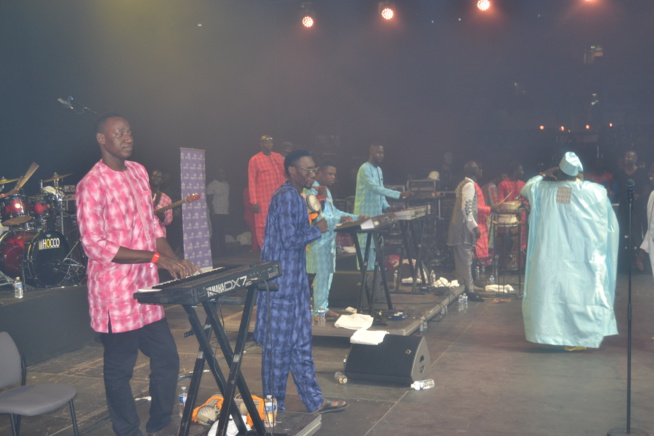 Les images du concert de Bercy avec Pape Diouf à Accor Hotel Aréna Paris Bercy le 13 octobre 2018. A vous de juger si il a réussit le pari de la mobilisation?