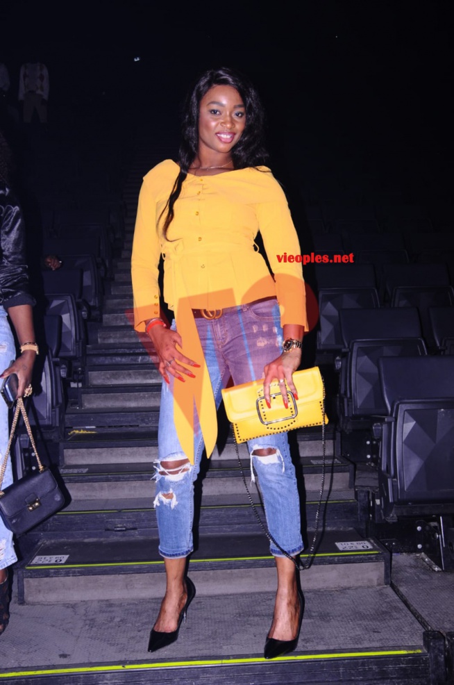 La diva de Bruxelles et d'Espagne, Mariama en toute complicité avec le maitre du micro Dj Boubs à Bercy. La diva de Bruxelles et d'Espagne, Mariama en toute complicité avec le maitre du micro Dj Boubs à Bercy.