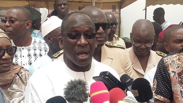 Dengue à Touba: Abdoulaye Diouf Sarr invite les populations à redoubler de vigilance ... Dengue à Touba: Abdoulaye Diouf Sarr invite les populations à redoubler de vigilance ...