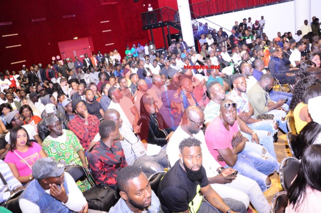 Les images du Face to Face Balla Gaye 2 Modou Lo au Dock Haussman de Paris. Les images du Face to Face Balla Gaye 2 Modou Lo au Dock Haussman de Paris.