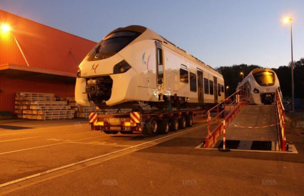 Alstom envoie une rame du TER, arrivée à Dakar le 12 novembre Alstom envoie une rame du TER, arrivée à Dakar le 12 novembre