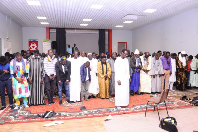 18 SAFAR : Les Sénégalais de Bordeaux en France ont aussi célébré le Magal de Touba. 18 SAFAR : Les Sénégalais de Bordeaux en France ont aussi célébré le Magal de Touba.